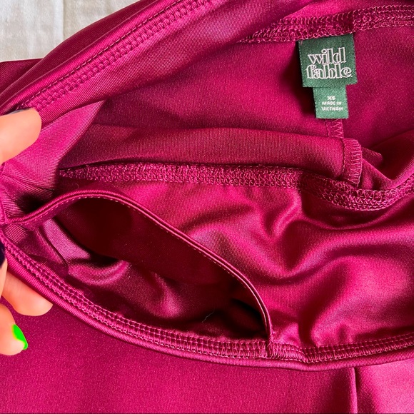 Wild Fable Burgundy High-Waisted Full Length Leggings. Women’s Size XS - Picture 9 of 9